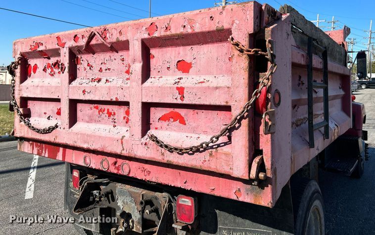 image for item NR9362 2000 GMC C6500  dump truck