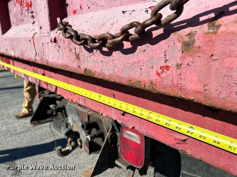 image for item NR9362 2000 GMC C6500  dump truck