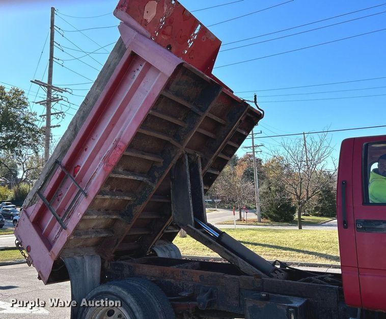 image for item NR9362 2000 GMC C6500  dump truck