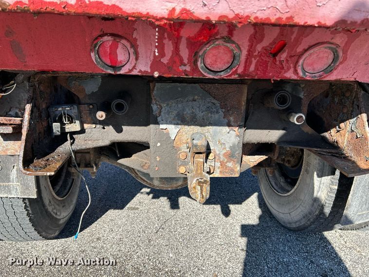 image for item NR9362 2000 GMC C6500  dump truck