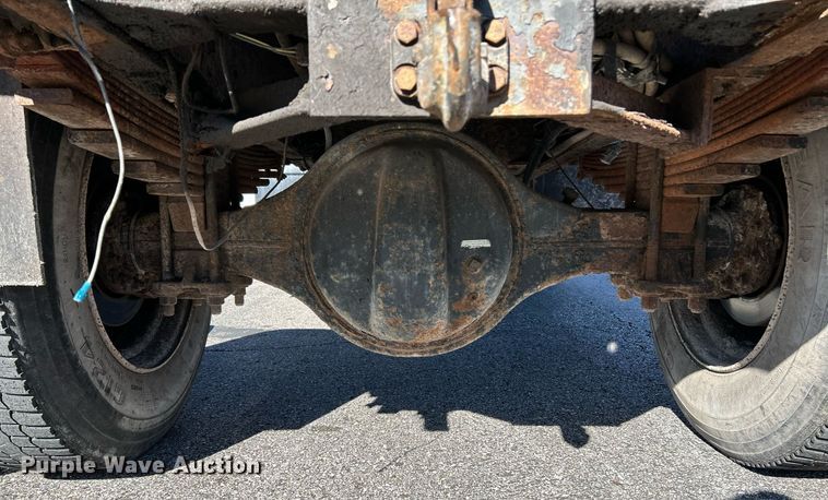 image for item NR9362 2000 GMC C6500  dump truck