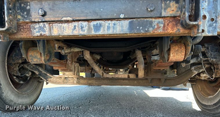 image for item NR9362 2000 GMC C6500  dump truck