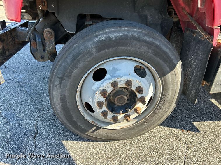 image for item NR9362 2000 GMC C6500  dump truck