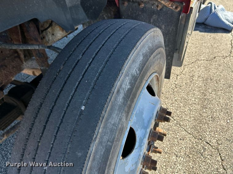 image for item NR9362 2000 GMC C6500  dump truck