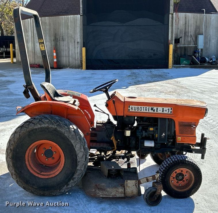 image for item NR9363 Kubota L185  tractor