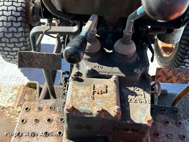 image for item NR9363 Kubota L185  tractor