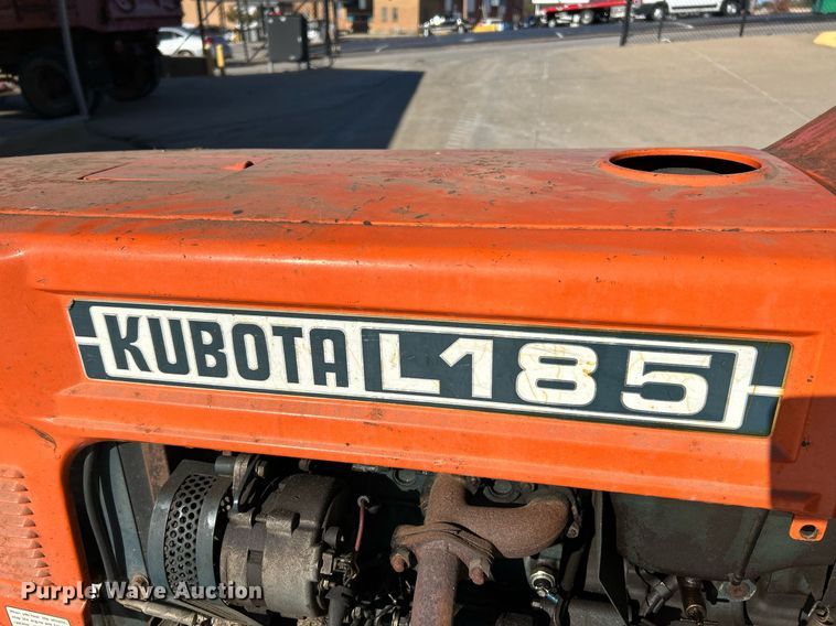 image for item NR9363 Kubota L185  tractor