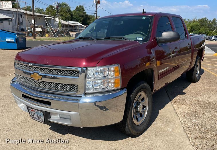 image for item NY9790 2013 Chevrolet Silverado 1500  Crew Cab pickup truck