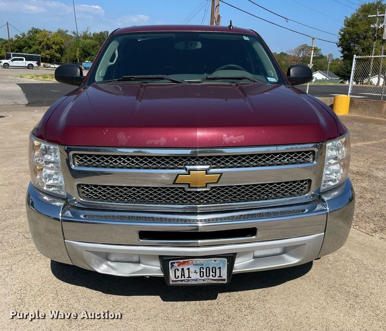 image for item NY9790 2013 Chevrolet Silverado 1500  Crew Cab pickup truck