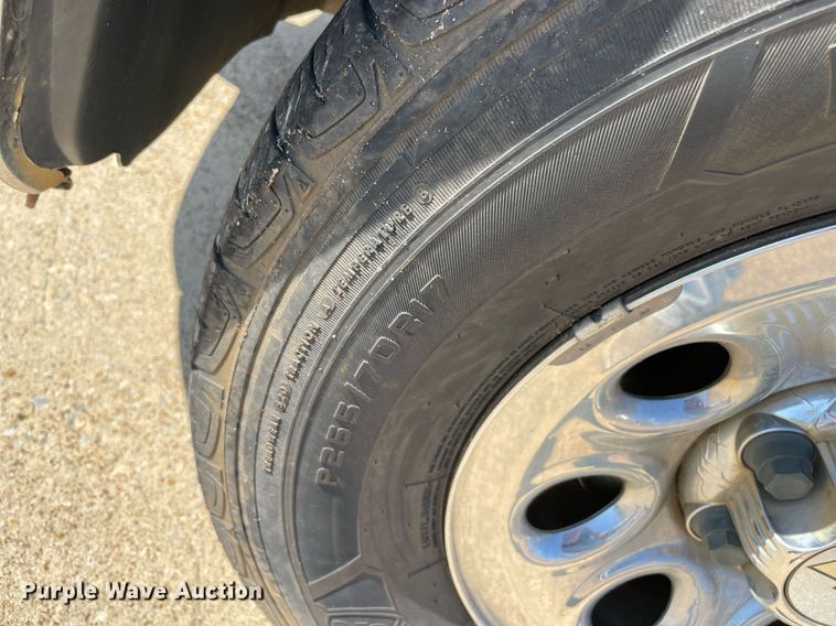 image for item NY9790 2013 Chevrolet Silverado 1500  Crew Cab pickup truck