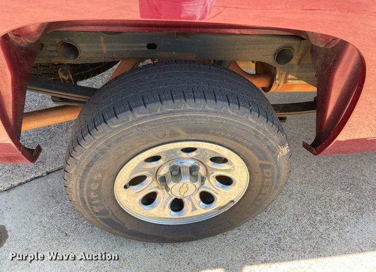 image for item NY9790 2013 Chevrolet Silverado 1500  Crew Cab pickup truck