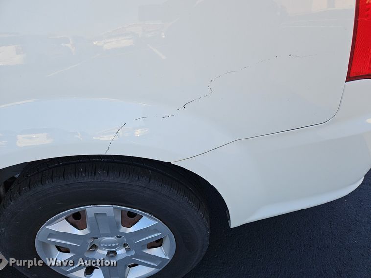 image for item NZ9062 2011 Dodge Grand Caravan  van