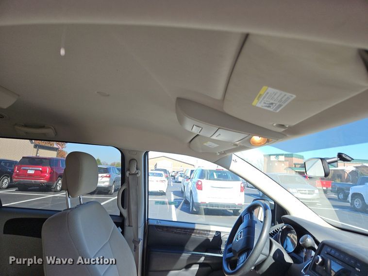 image for item NZ9062 2011 Dodge Grand Caravan  van