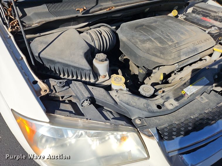 image for item NZ9062 2011 Dodge Grand Caravan  van