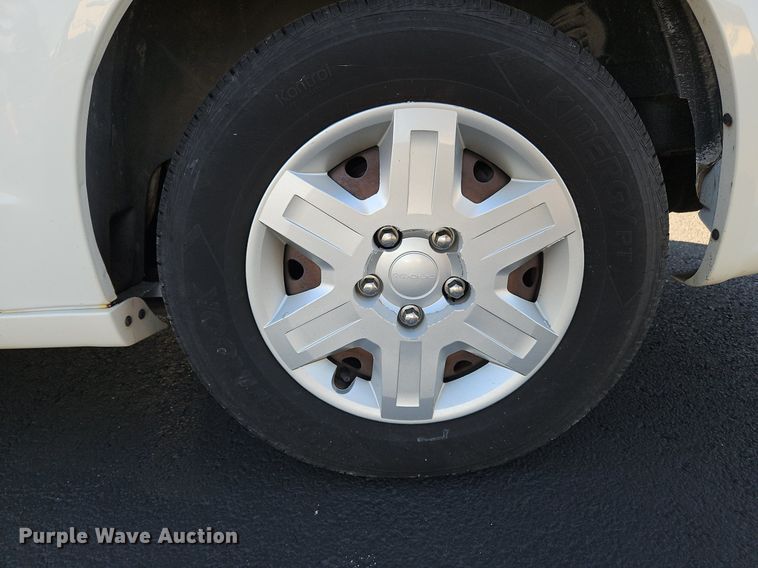 image for item NZ9062 2011 Dodge Grand Caravan  van