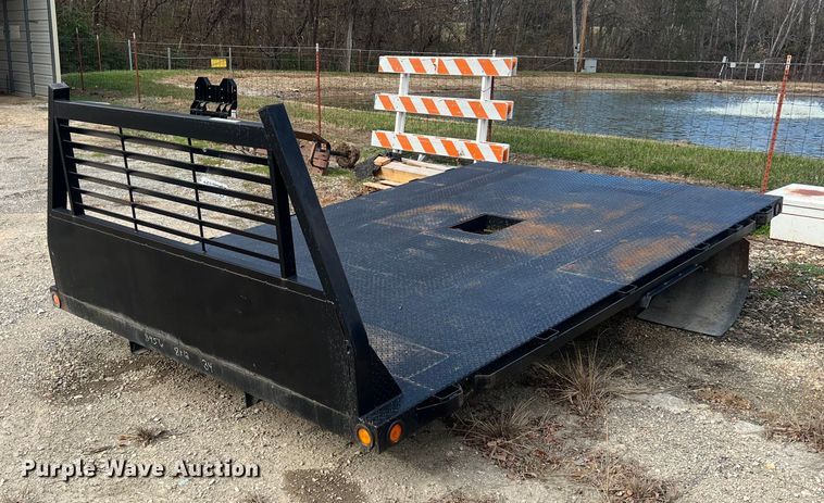 image for item OA9117 Circle D  flatbed