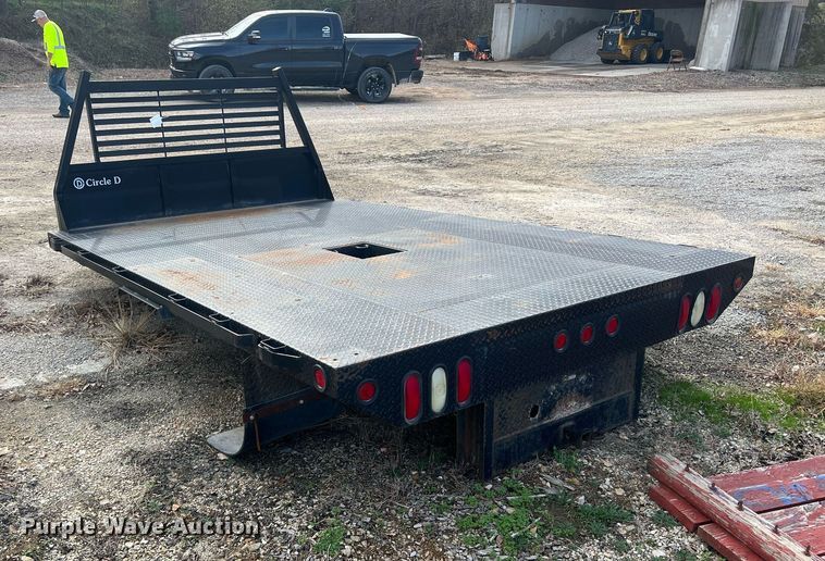 image for item OA9117 Circle D  flatbed