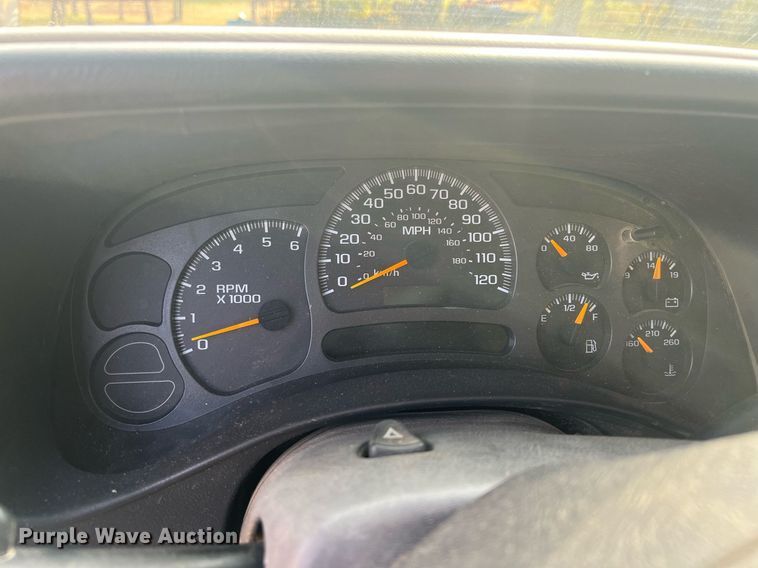 image for item OA9119 2003 Chevrolet Silverado 1500  Ext. Cab pickup truck