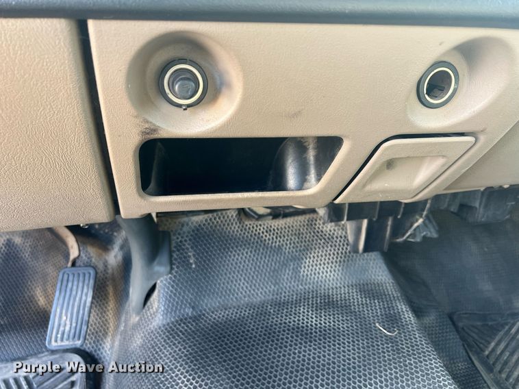 image for item OA9119 2003 Chevrolet Silverado 1500  Ext. Cab pickup truck