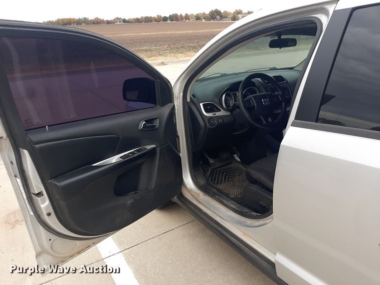 image for item OF9596 2014 Dodge Journey SXT  SUV