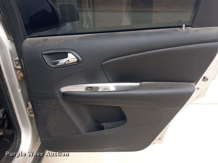 image for item OF9596 2014 Dodge Journey SXT  SUV