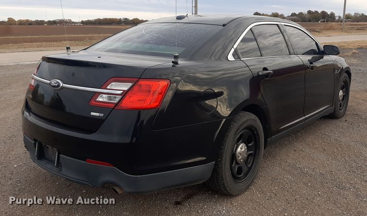image for item OF9597 2015 Ford Taurus Police