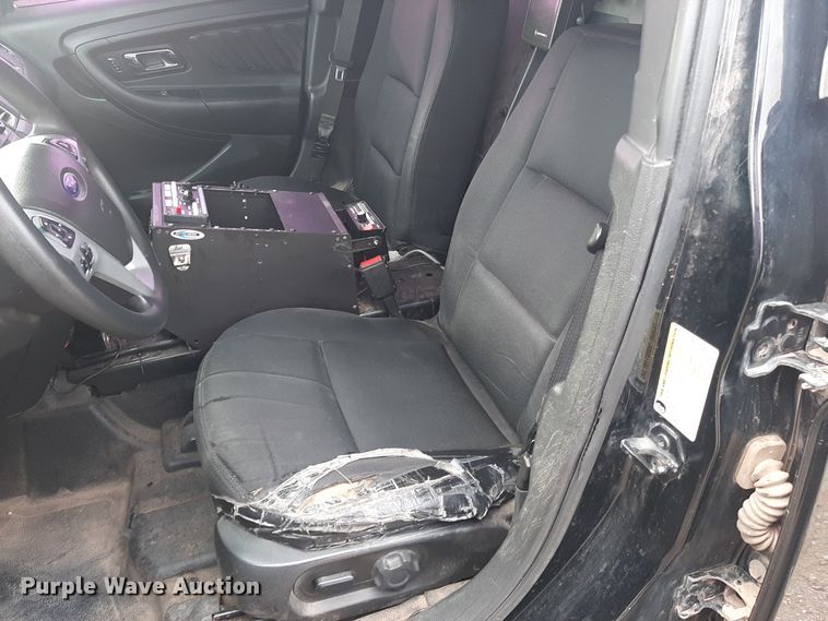 image for item OF9597 2015 Ford Taurus Police