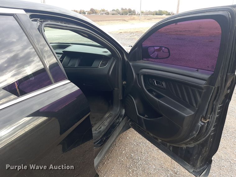 image for item OF9597 2015 Ford Taurus Police