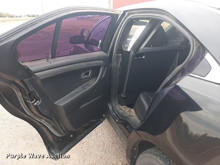 image for item OF9597 2015 Ford Taurus Police