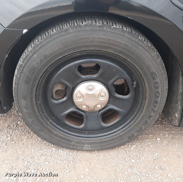 image for item OF9597 2015 Ford Taurus Police