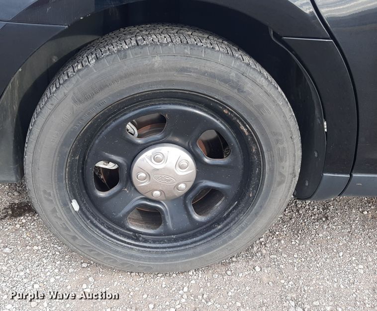 image for item OF9597 2015 Ford Taurus Police