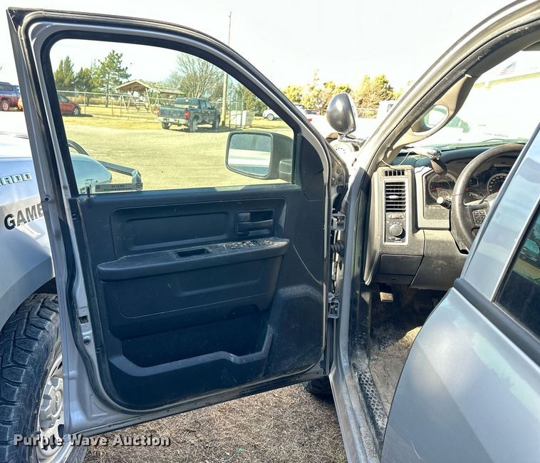 image for item OK9155 2017 Dodge Ram 1500  Crew Cab pickup truck