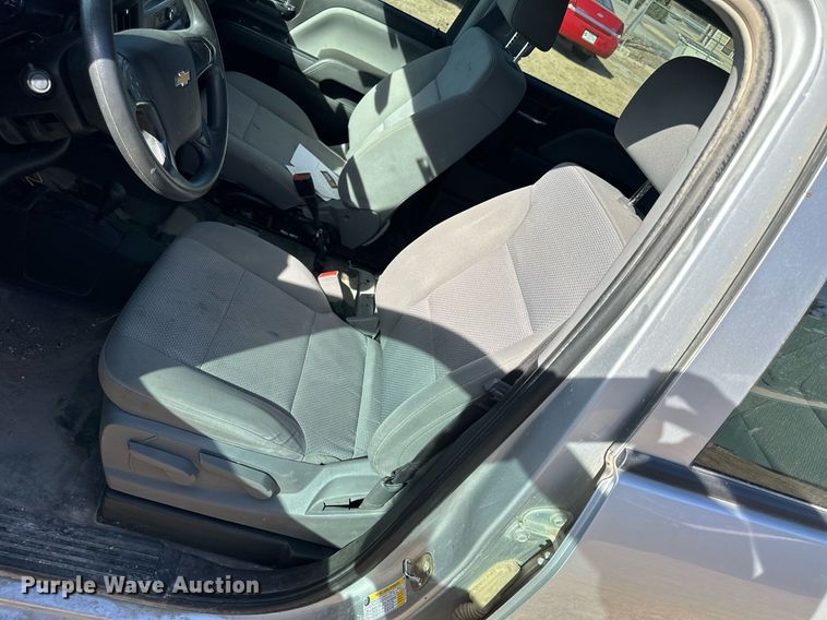 image for item OK9156 2018 Chevrolet Silverado 1500  Crew Cab pickup truck