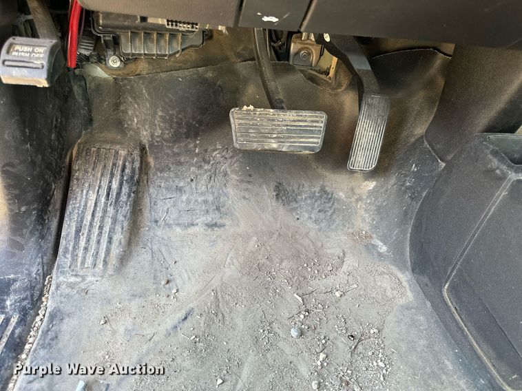 image for item OK9156 2018 Chevrolet Silverado 1500  Crew Cab pickup truck