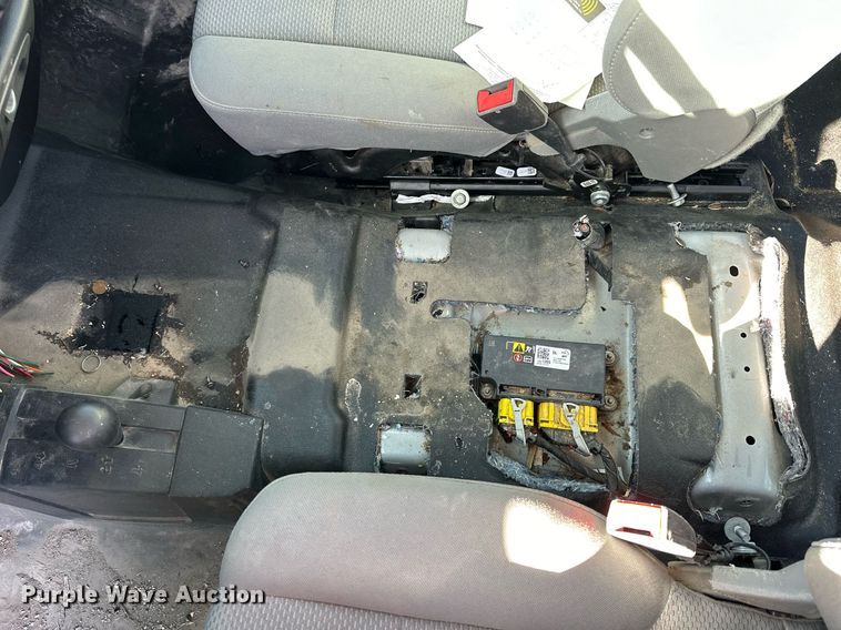 image for item OK9156 2018 Chevrolet Silverado 1500  Crew Cab pickup truck