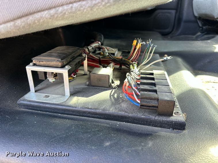 image for item OK9156 2018 Chevrolet Silverado 1500  Crew Cab pickup truck