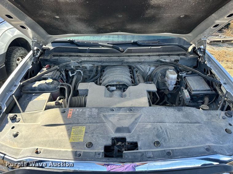 image for item OK9156 2018 Chevrolet Silverado 1500  Crew Cab pickup truck