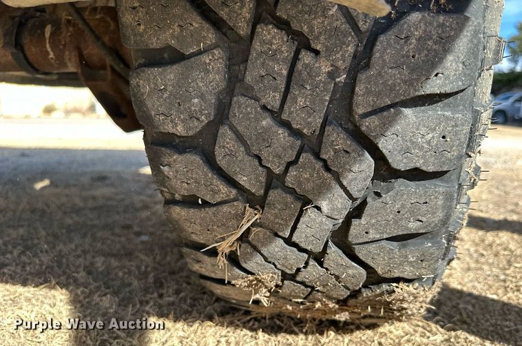 image for item OK9156 2018 Chevrolet Silverado 1500  Crew Cab pickup truck