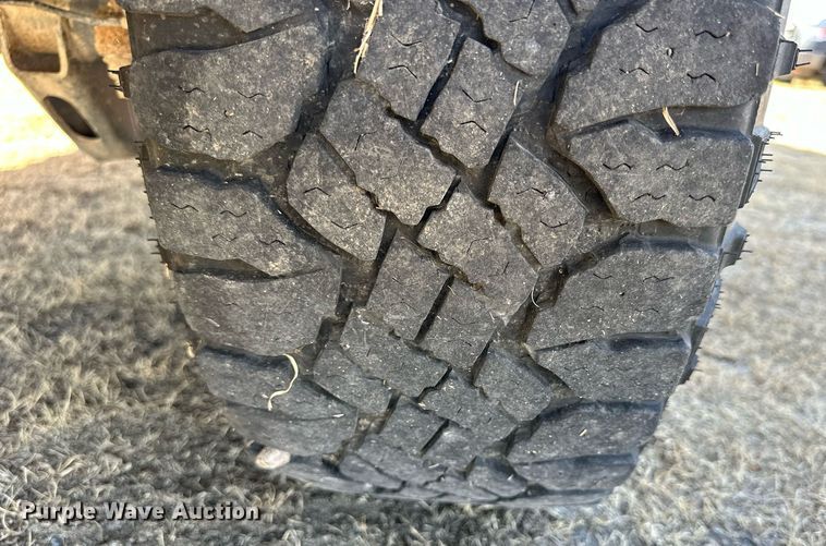 image for item OK9156 2018 Chevrolet Silverado 1500  Crew Cab pickup truck