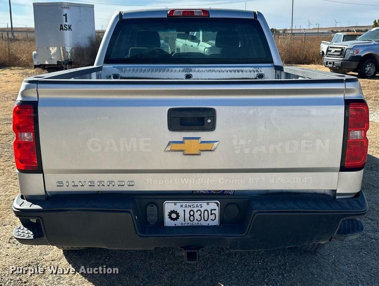 image for item OK9157 2018 Chevrolet Silverado 1500  Crew Cab pickup truck