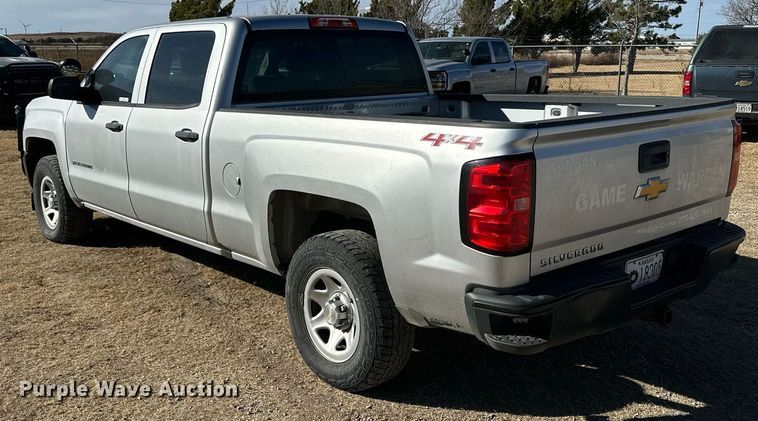 image for item OK9157 2018 Chevrolet Silverado 1500  Crew Cab pickup truck