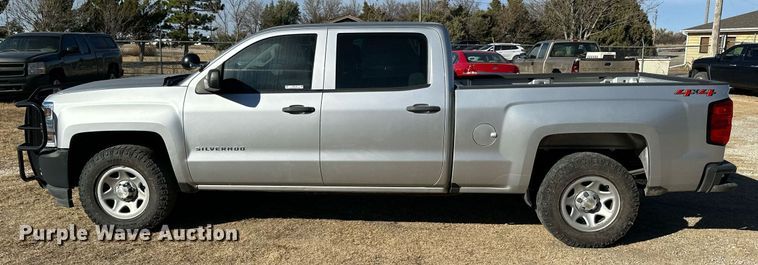 image for item OK9158 2018 Chevrolet Silverado 1500  Crew Cab pickup truck