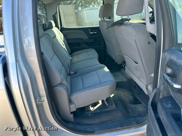 image for item OK9158 2018 Chevrolet Silverado 1500  Crew Cab pickup truck