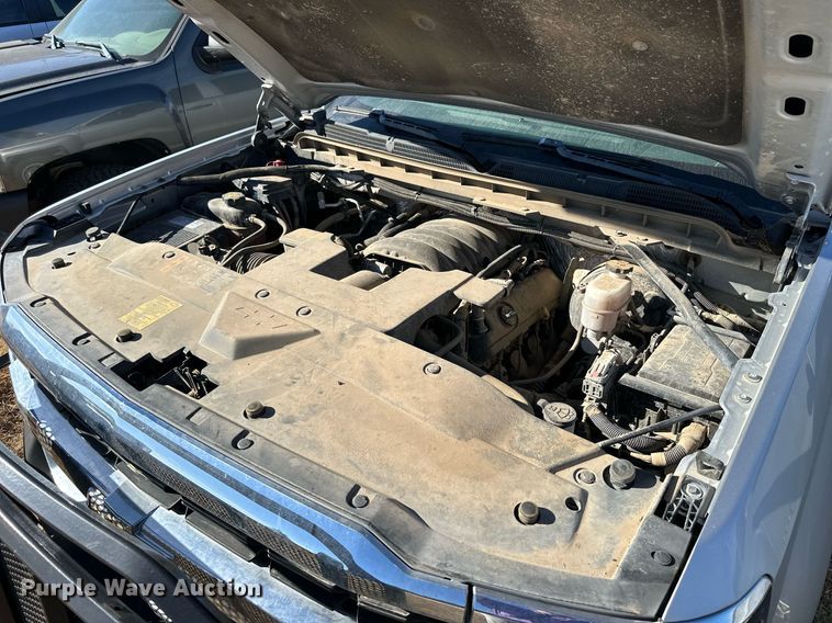 image for item OK9158 2018 Chevrolet Silverado 1500  Crew Cab pickup truck