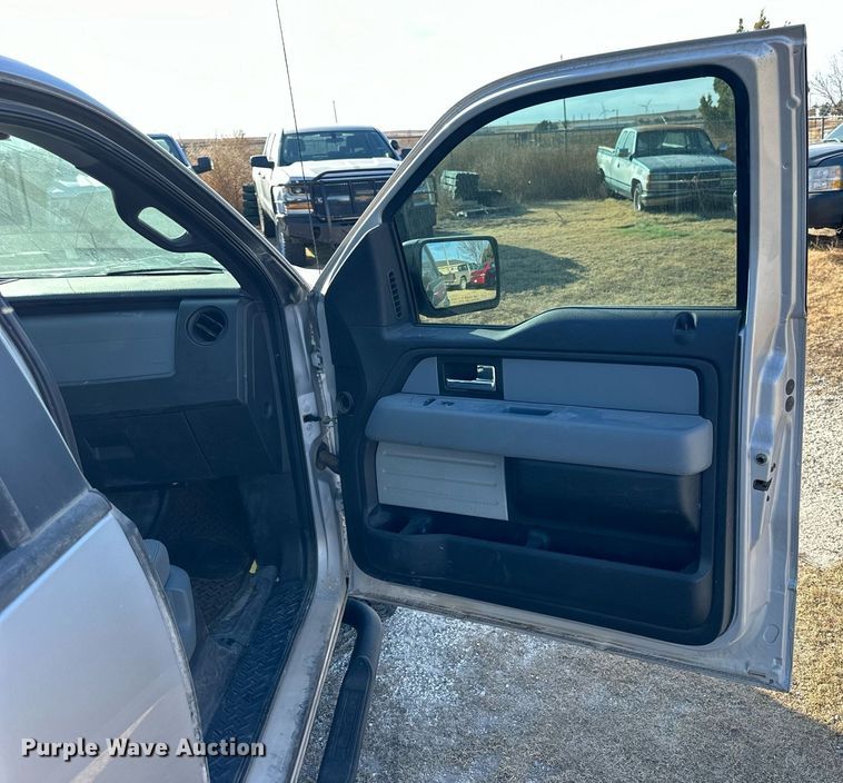 image for item OK9160 2014 Ford F150  SuperCab pickup truck