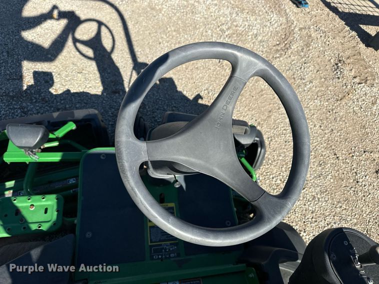 image for item OK9187 John Deere 2500B  greens mower