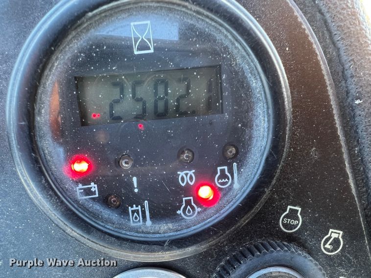 image for item OK9187 John Deere 2500B  greens mower