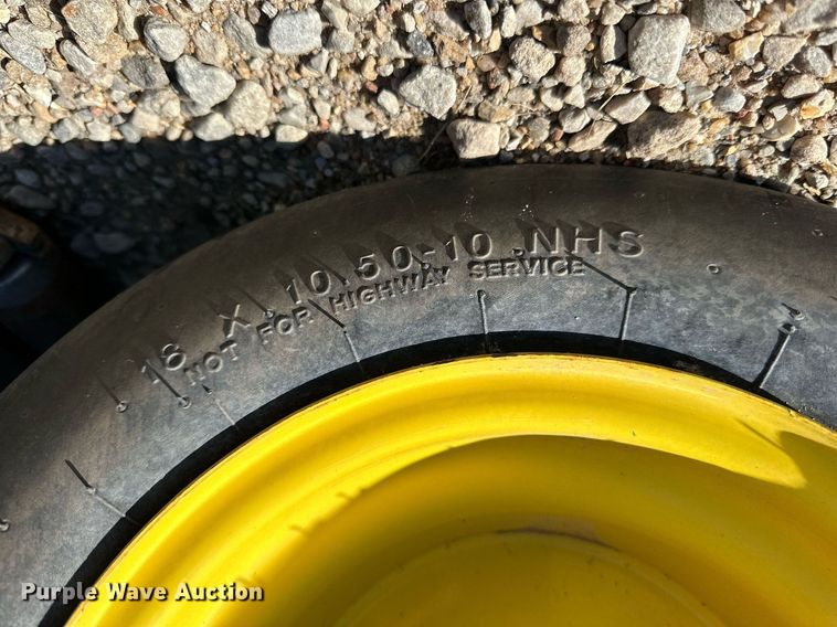 image for item OK9187 John Deere 2500B  greens mower