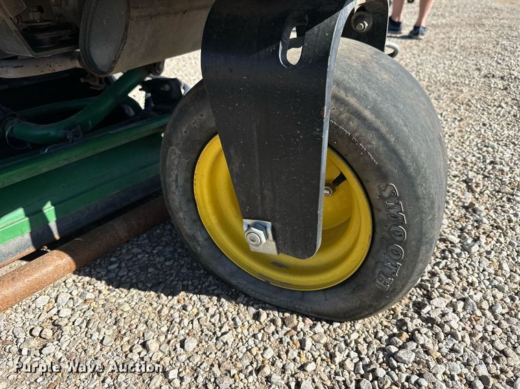 image for item OK9187 John Deere 2500B  greens mower
