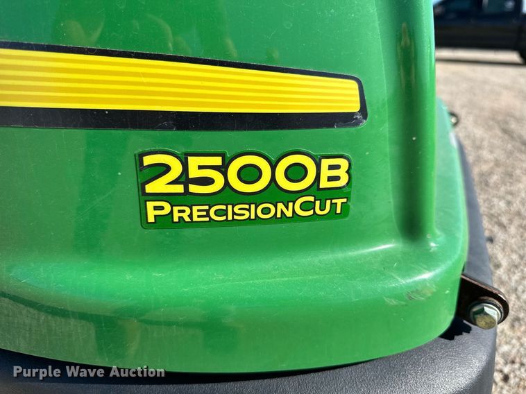 image for item OK9187 John Deere 2500B  greens mower